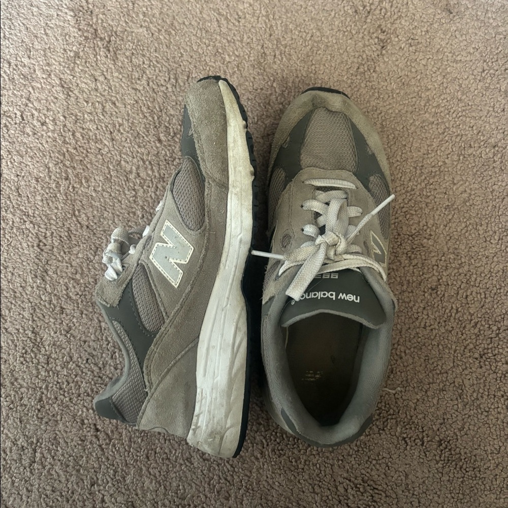 New Balance 993